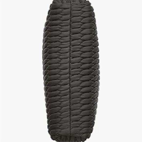 NEW Black DKNY Mack Nylon Crossbody Bag Retails for $148.00 - Picture 4 of 7